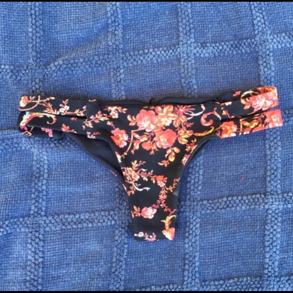 San Lorenzo cheeky bikini bottoms